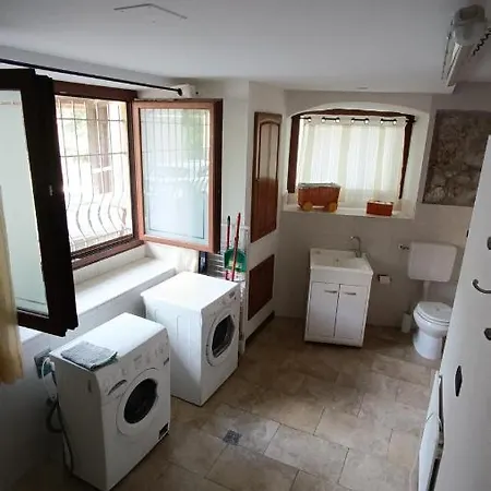La Tavernetta Apartment *